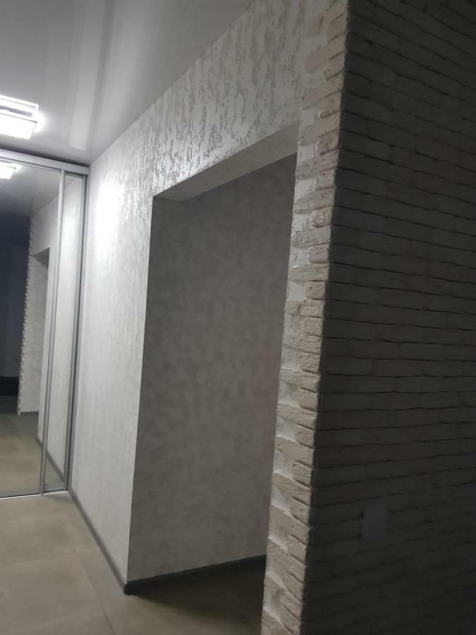Стильные Аппартаменты На Новых Домах 카리프 외부 사진